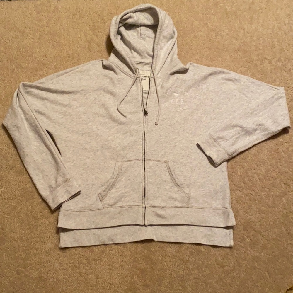 Women’s Abercrombie and Fitch pullover jacket